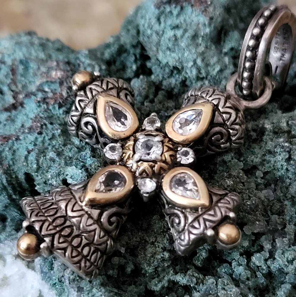 Barbara Bixby sterling silver and 18k gold cross pendant - Picture 2 of 6